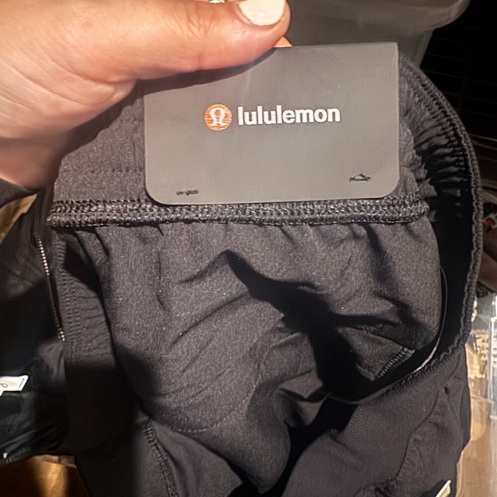 Lululemon ABC Jogger Regular Skinny Fit – Warpstreme Black Joggers Men’s M